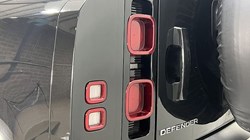 2023 (23) LAND ROVER DEFENDER 3.0 D250 X-Dynamic SE 90 3dr Auto 4796004
