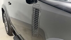 2023 (23) LAND ROVER DEFENDER 3.0 D250 X-Dynamic SE 90 3dr Auto 4796012