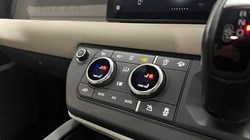 2023 (23) LAND ROVER DEFENDER 3.0 D250 X-Dynamic SE 90 3dr Auto 4795984
