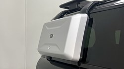 2023 (23) LAND ROVER DEFENDER 3.0 D250 X-Dynamic SE 90 3dr Auto 4796008