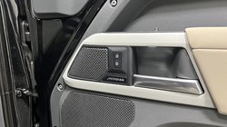 2023 (23) LAND ROVER DEFENDER 3.0 D250 X-Dynamic SE 90 3dr Auto 4795974