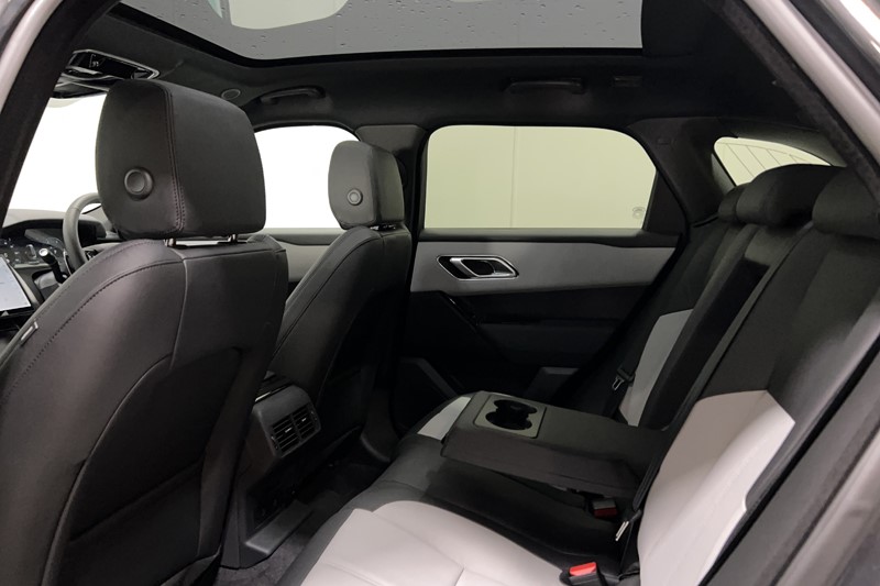 2025 (75) LAND ROVER RANGE ROVER VELAR 2.0 D200 MHEV Dynamic SE 5dr Auto 5420731
