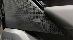 2025 (75) LAND ROVER RANGE ROVER VELAR 2.0 D200 MHEV Dynamic SE 5dr Auto 5420736