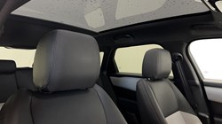 2025 (75) LAND ROVER RANGE ROVER VELAR 2.0 D200 MHEV Dynamic SE 5dr Auto 5420741