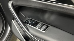 2023 (23) JAGUAR F-PACE 2.0 D200 R-Dynamic SE 5dr Auto AWD 4815577