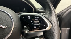 2023 (23) JAGUAR F-PACE 2.0 D200 R-Dynamic SE 5dr Auto AWD 4815584