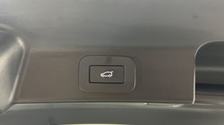 2023 (23) JAGUAR F-PACE 2.0 D200 R-Dynamic SE 5dr Auto AWD 4815609