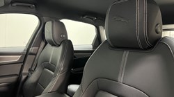 2023 (23) JAGUAR F-PACE 2.0 D200 R-Dynamic SE 5dr Auto AWD 4815601