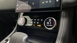 2023 (23) JAGUAR F-PACE 2.0 D200 R-Dynamic SE 5dr Auto AWD 4815590