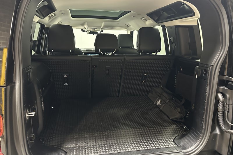 2022 (72) LAND ROVER DEFENDER 2.0 P400e XS Edition 110 5dr Auto 4823056