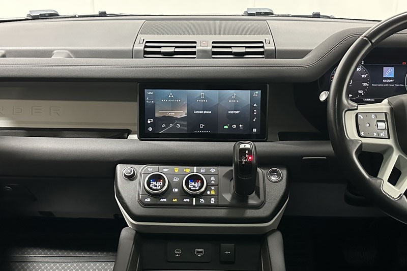 2022 (72) LAND ROVER DEFENDER 2.0 P400e XS Edition 110 5dr Auto 4823023