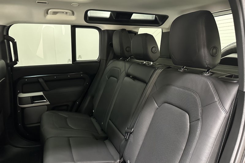 2022 (72) LAND ROVER DEFENDER 2.0 P400e XS Edition 110 5dr Auto 4823052