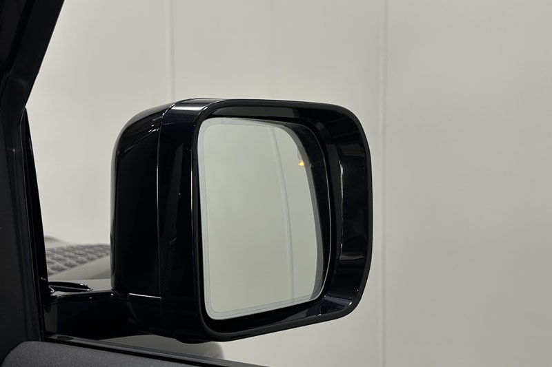 2022 (72) LAND ROVER DEFENDER 2.0 P400e XS Edition 110 5dr Auto 4823028