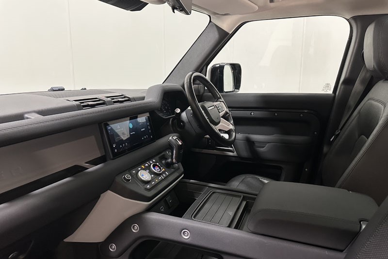 2022 (72) LAND ROVER DEFENDER 2.0 P400e XS Edition 110 5dr Auto 4823048