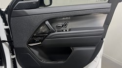 2023 (73) LAND ROVER RANGE ROVER SPORT 3.0 D300 Dynamic SE 5dr Auto 4809046