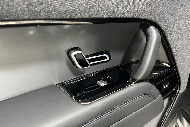 2023 (73) LAND ROVER RANGE ROVER SPORT 3.0 D300 Dynamic SE 5dr Auto 4809075