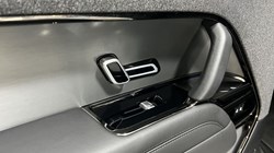 2023 (73) LAND ROVER RANGE ROVER SPORT 3.0 D300 Dynamic SE 5dr Auto 4809075