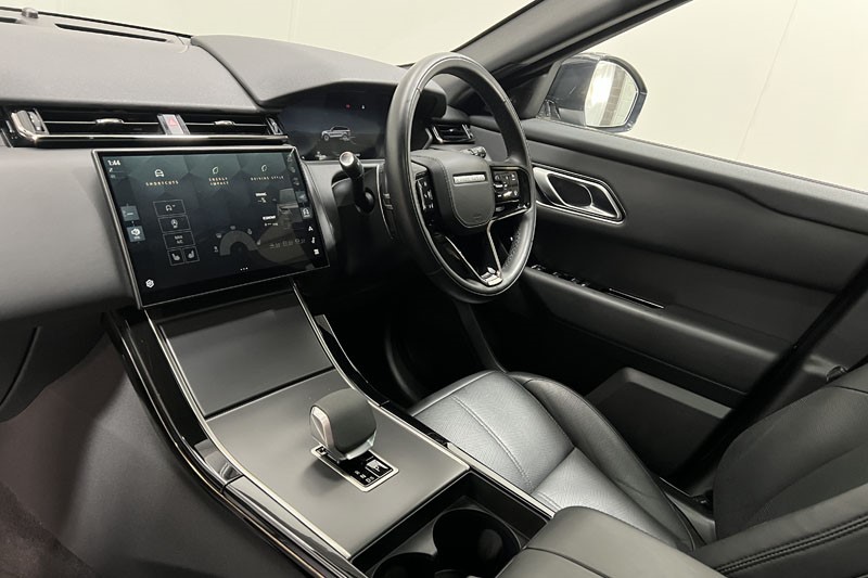 2024 (73) LAND ROVER RANGE ROVER VELAR 2.0 D200 MHEV Dynamic HSE 5dr Auto 4851519