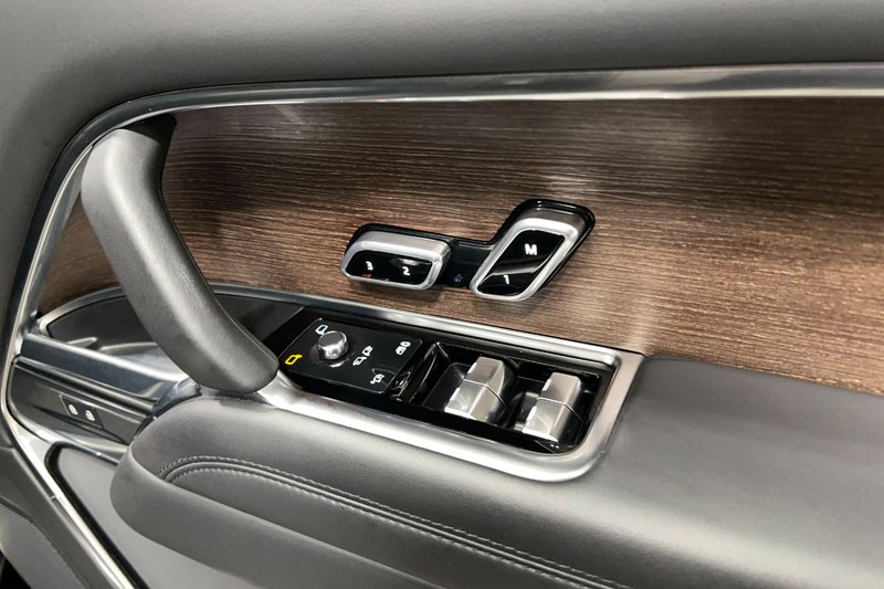 2024 (74) LAND ROVER RANGE ROVER 3.0 D300 SE 4dr Auto 4817744