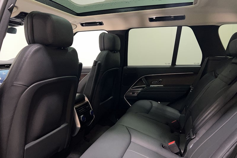 2024 (74) LAND ROVER RANGE ROVER 3.0 D300 SE 4dr Auto 4817766