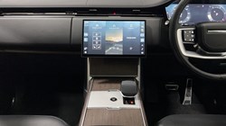 2024 (74) LAND ROVER RANGE ROVER 3.0 D300 SE 4dr Auto 4817740