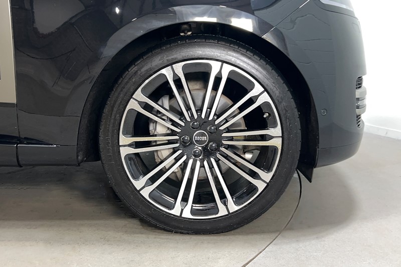 2024 (74) LAND ROVER RANGE ROVER 3.0 D300 SE 4dr Auto 4817738