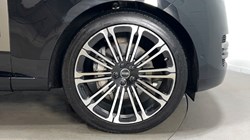 2024 (74) LAND ROVER RANGE ROVER 3.0 D300 SE 4dr Auto 4817738