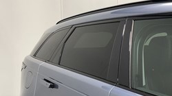 2021 (21) LAND ROVER RANGE ROVER VELAR 2.0 D240 HSE 5dr Auto 4824259