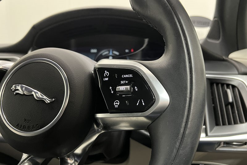 2022 (71) JAGUAR I-PACE 294kW EV400 HSE Black 90kWh 5dr Auto 11kW Charger 4836688