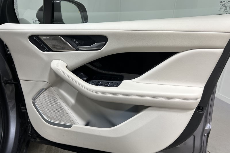 2022 (71) JAGUAR I-PACE 294kW EV400 HSE Black 90kWh 5dr Auto 11kW Charger 4836680