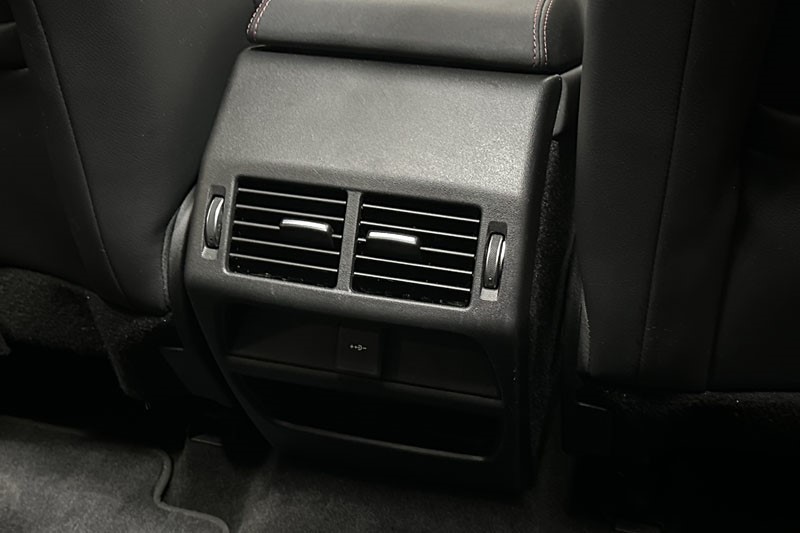 2022 (72) LAND ROVER DISCOVERY SPORT 1.5 P300e R-Dynamic SE 5dr Auto [5 Seat] 4885550