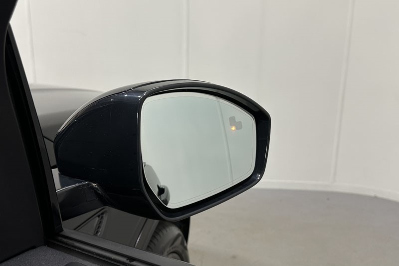 2022 (72) LAND ROVER DISCOVERY SPORT 1.5 P300e R-Dynamic SE 5dr Auto [5 Seat] 4885554