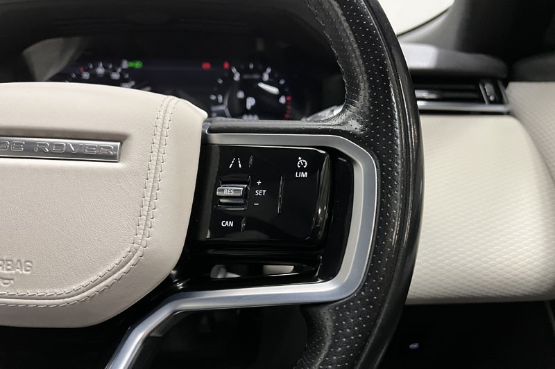 2021 (71) LAND ROVER RANGE ROVER VELAR 3.0 D300 MHEV R-Dynamic SE 5dr Auto 4868260