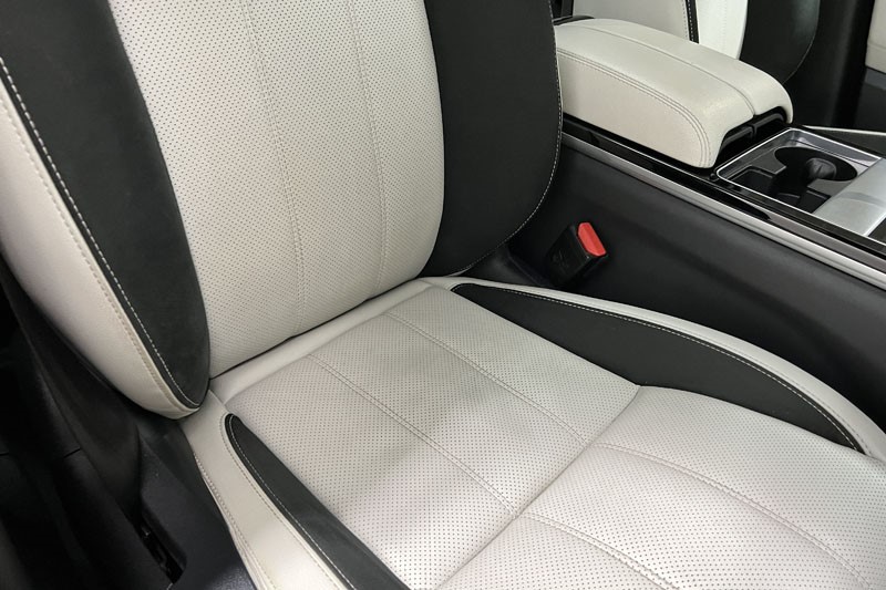 2021 (71) LAND ROVER RANGE ROVER VELAR 3.0 D300 MHEV R-Dynamic SE 5dr Auto 4868256