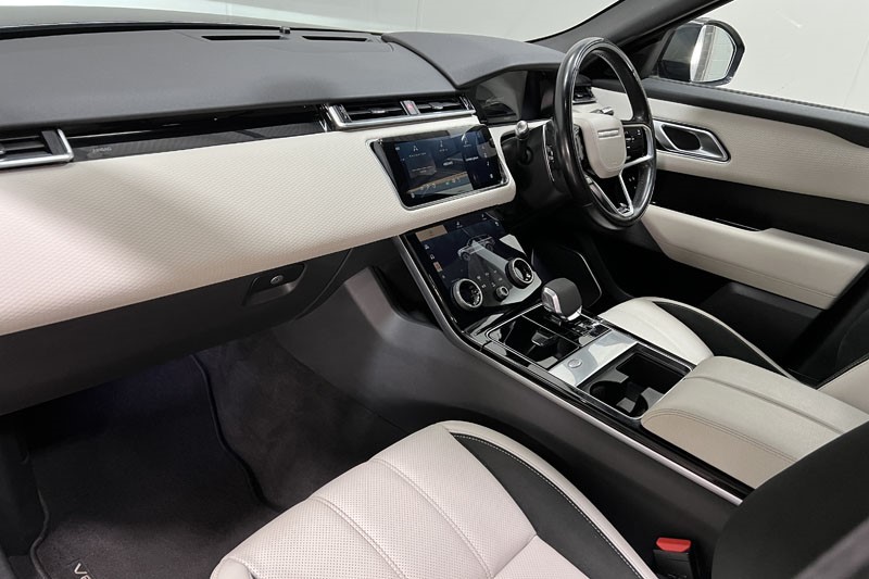 2021 (71) LAND ROVER RANGE ROVER VELAR 3.0 D300 MHEV R-Dynamic SE 5dr Auto 4868273