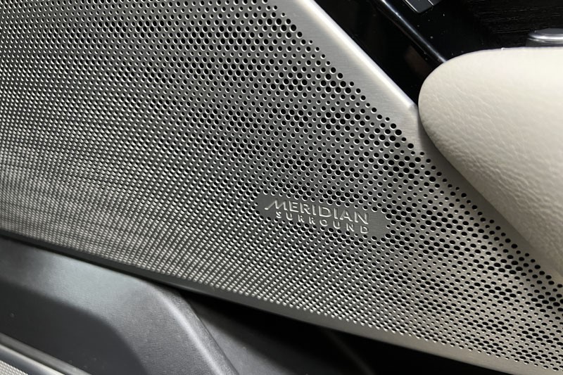 2021 (71) LAND ROVER RANGE ROVER VELAR 3.0 D300 MHEV R-Dynamic SE 5dr Auto 4868253