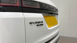 2020 (20) LAND ROVER RANGE ROVER EVOQUE 2.0 D180 R-Dynamic S 5dr Auto 4830077