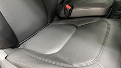 2025 (25) LAND ROVER COMMERCIAL DEFENDER 3.0 D250 Hard Top S Auto 4828352