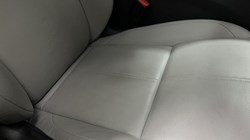 2023 (73) LAND ROVER RANGE ROVER VELAR 2.0 D200 MHEV Dynamic SE 5dr Auto 4828299