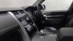 2022 (22) LAND ROVER DISCOVERY 3.0 D300 R-Dynamic SE 5dr Auto 4823883