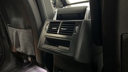 2022 (22) LAND ROVER DISCOVERY 3.0 D300 R-Dynamic SE 5dr Auto 4823859