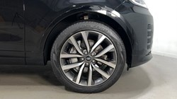 2022 (22) LAND ROVER DISCOVERY 3.0 D300 R-Dynamic SE 5dr Auto 4823855