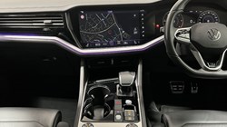 2023 (73) VOLKSWAGEN TOUAREG 3.0 V6 TDI 4Motion R-Line Tech Plus 5dr Tip Auto 4851061