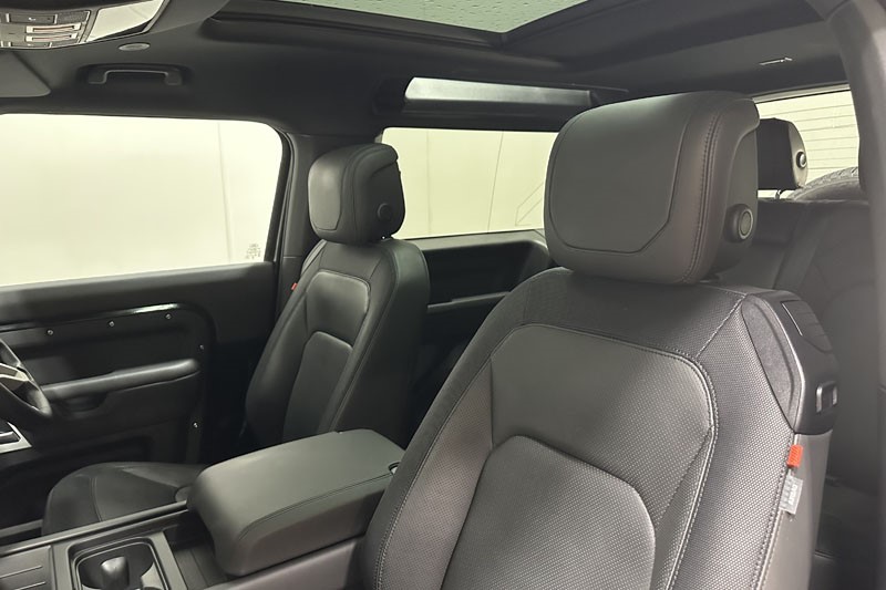 2024 (24) LAND ROVER DEFENDER 3.0 D250 X-Dynamic HSE 90 3dr Auto 4841463