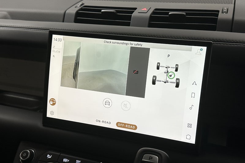 2024 (24) LAND ROVER DEFENDER 3.0 D250 X-Dynamic HSE 90 3dr Auto 4841455