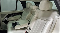 2024 (24) LAND ROVER RANGE ROVER 3.0 D300 SE 4dr Auto 4842590