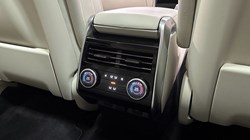 2024 (24) LAND ROVER RANGE ROVER 3.0 D300 SE 4dr Auto 4842558
