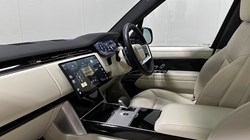 2024 (24) LAND ROVER RANGE ROVER 3.0 D300 SE 4dr Auto 4842583