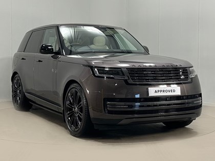 2024 (24) LAND ROVER RANGE ROVER 3.0 D300 SE 4dr Auto