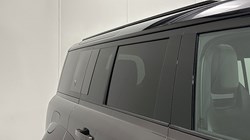 2025 (25) LAND ROVER DEFENDER 4.4 P635 Octa 110 5dr Auto 4840338